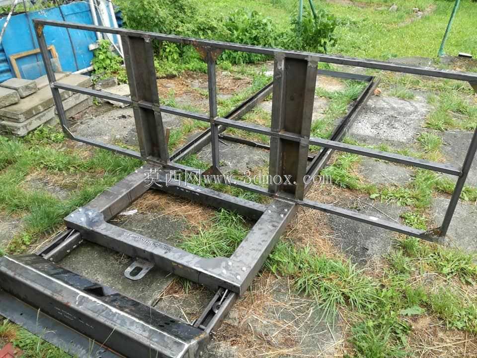 摩托车升降机