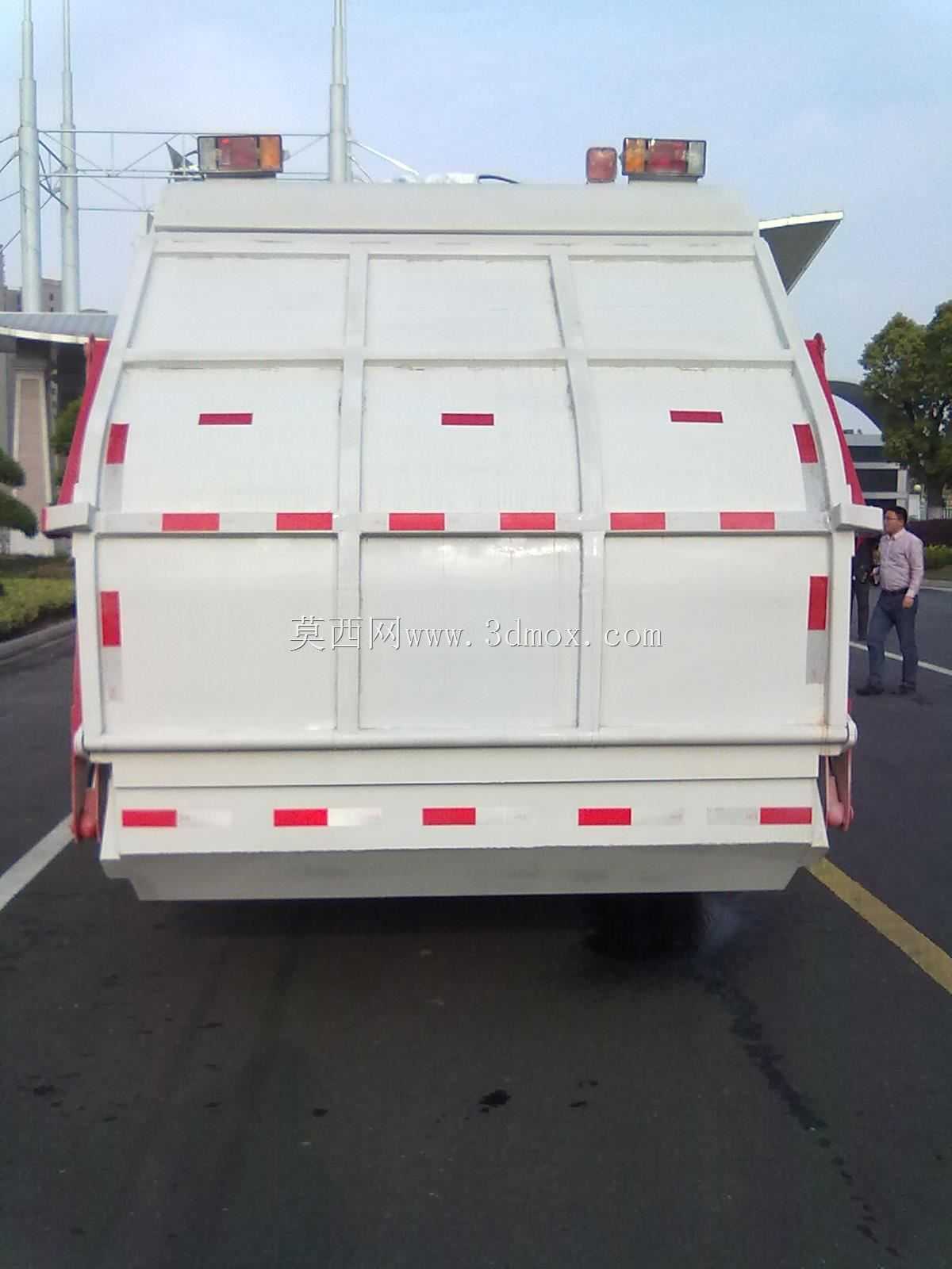 压缩垃圾车