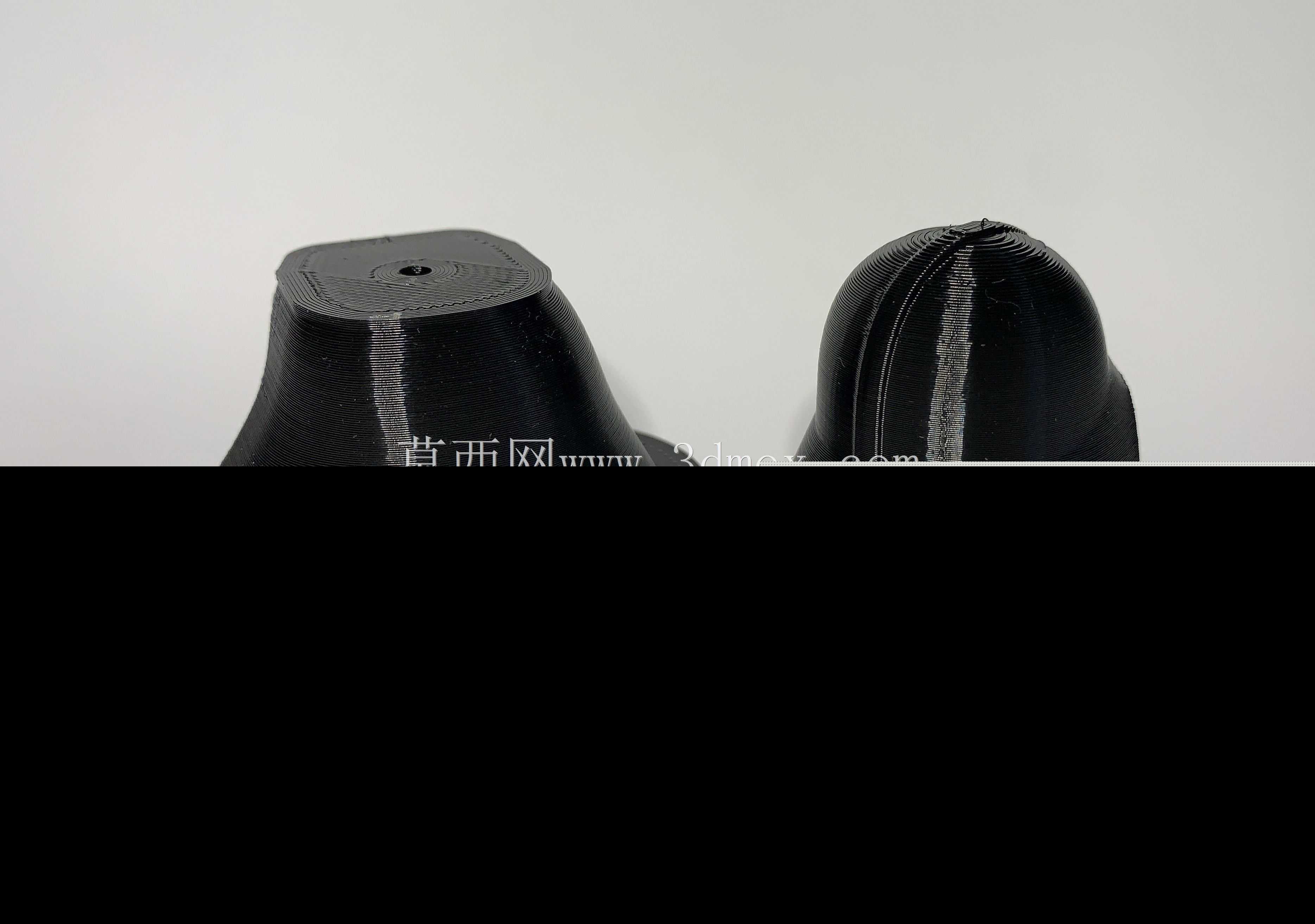 摆动的达斯·维德式人像