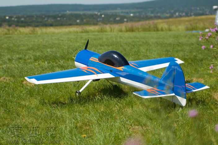 Yak-55M2.2米翼展模型飞机