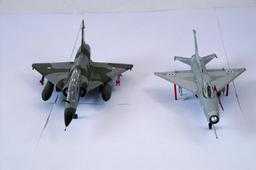 mig21��mirage5
