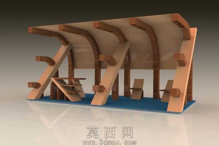 站在ENGENHARIADE马德拉岛