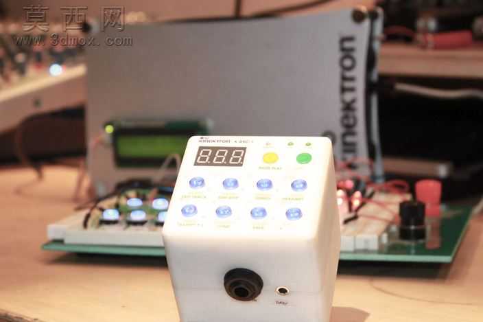 KinektronKDSC1合成器