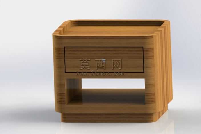 边桌