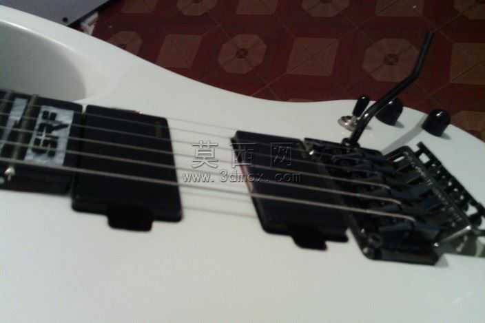 JOHNS'GUITAR