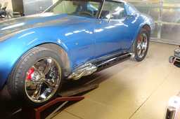 77年Corvette侧管