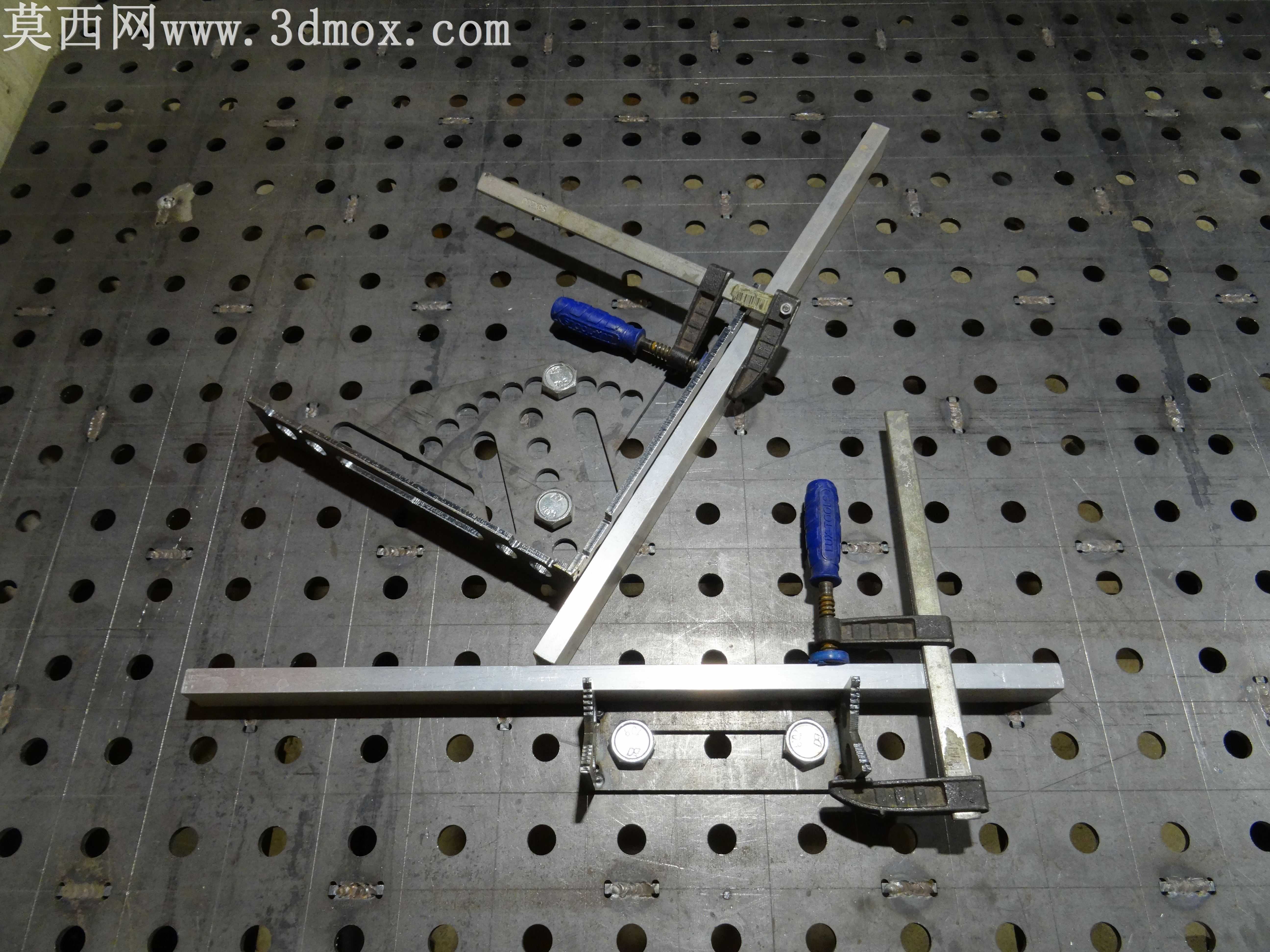 �������ǣ�250x250��d16