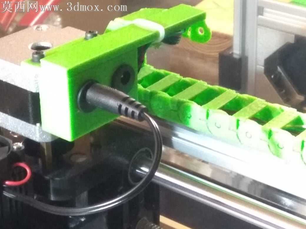 3018������������