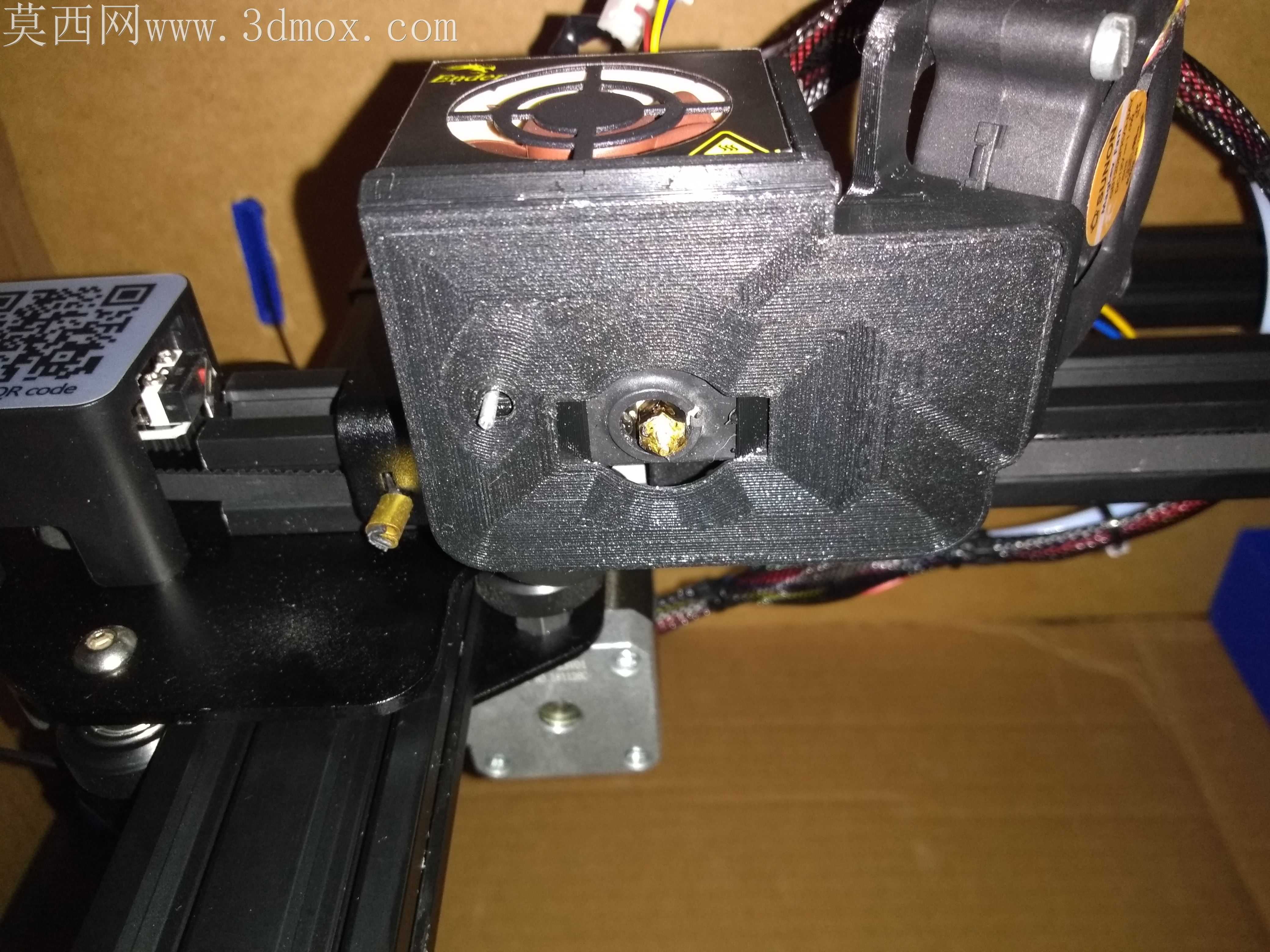 ENDER 3或CR10托架。