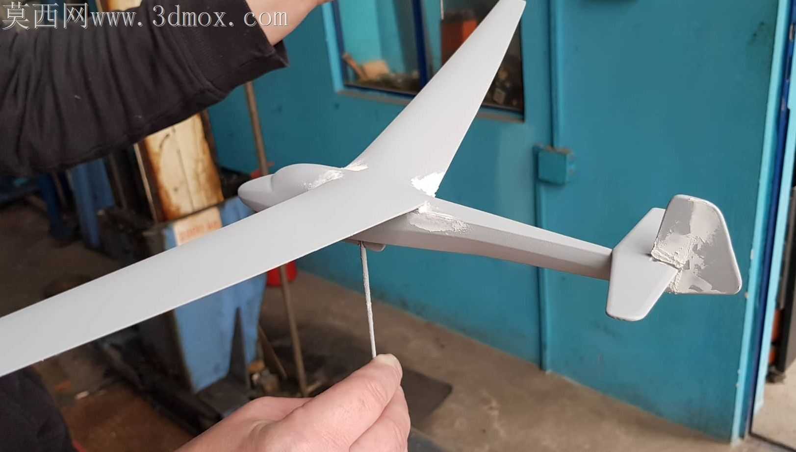 3D打印和喷漆Schleicher K7滑翔机