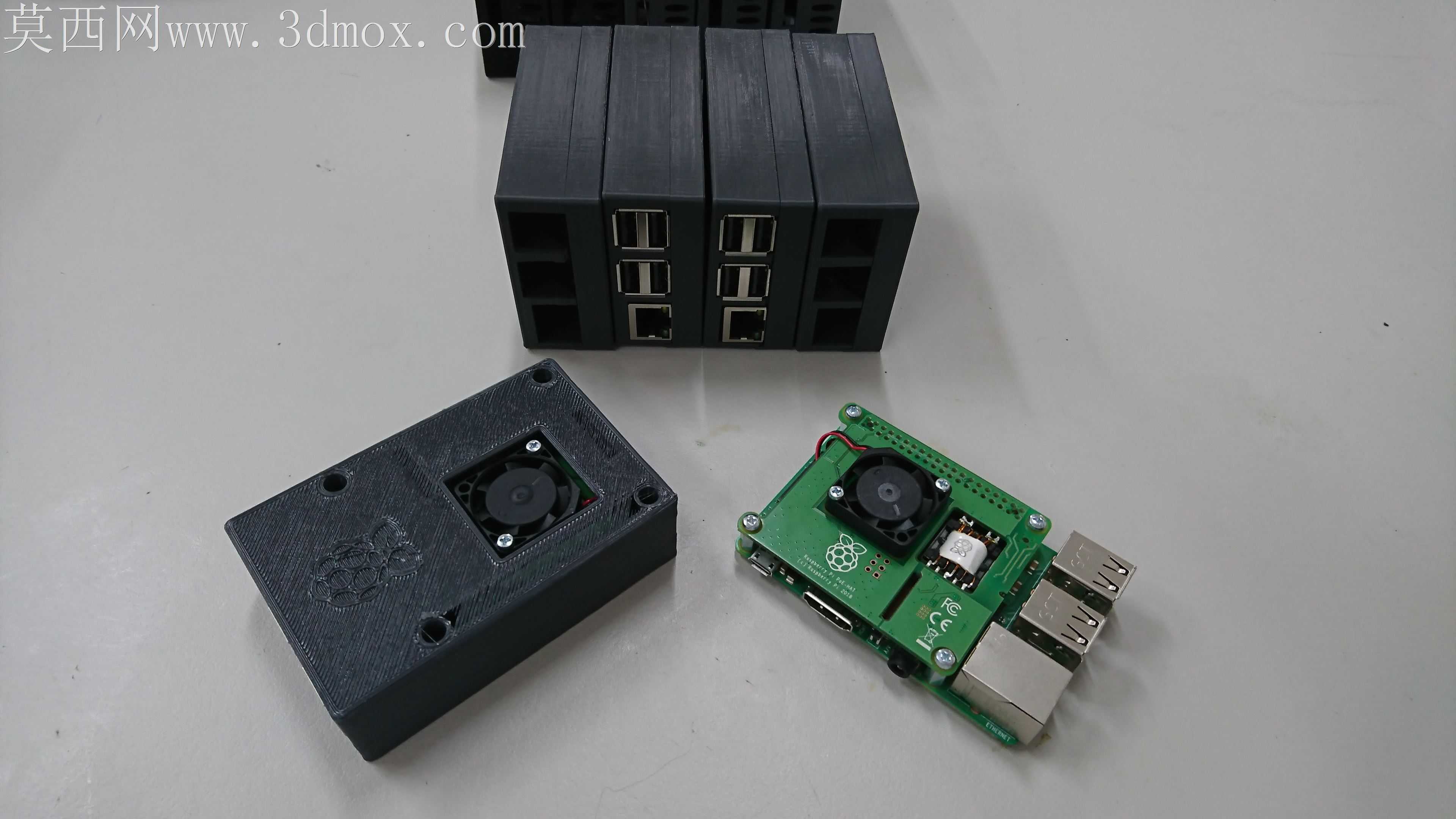 ������Pi 3 B+�ͣ���POE-HAT rpi3���