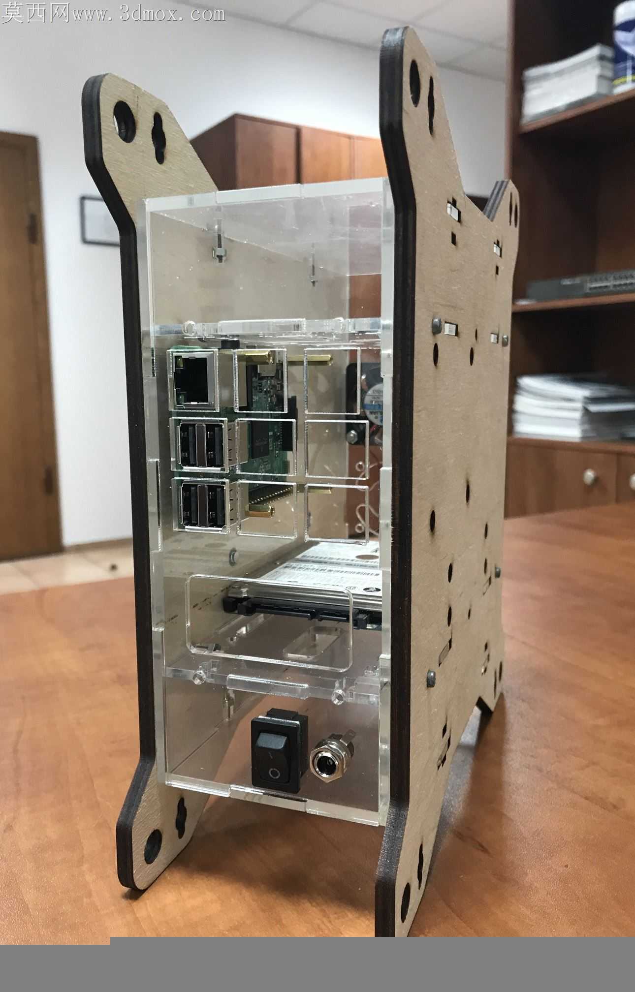 覆盆子皮微数据中心外壳