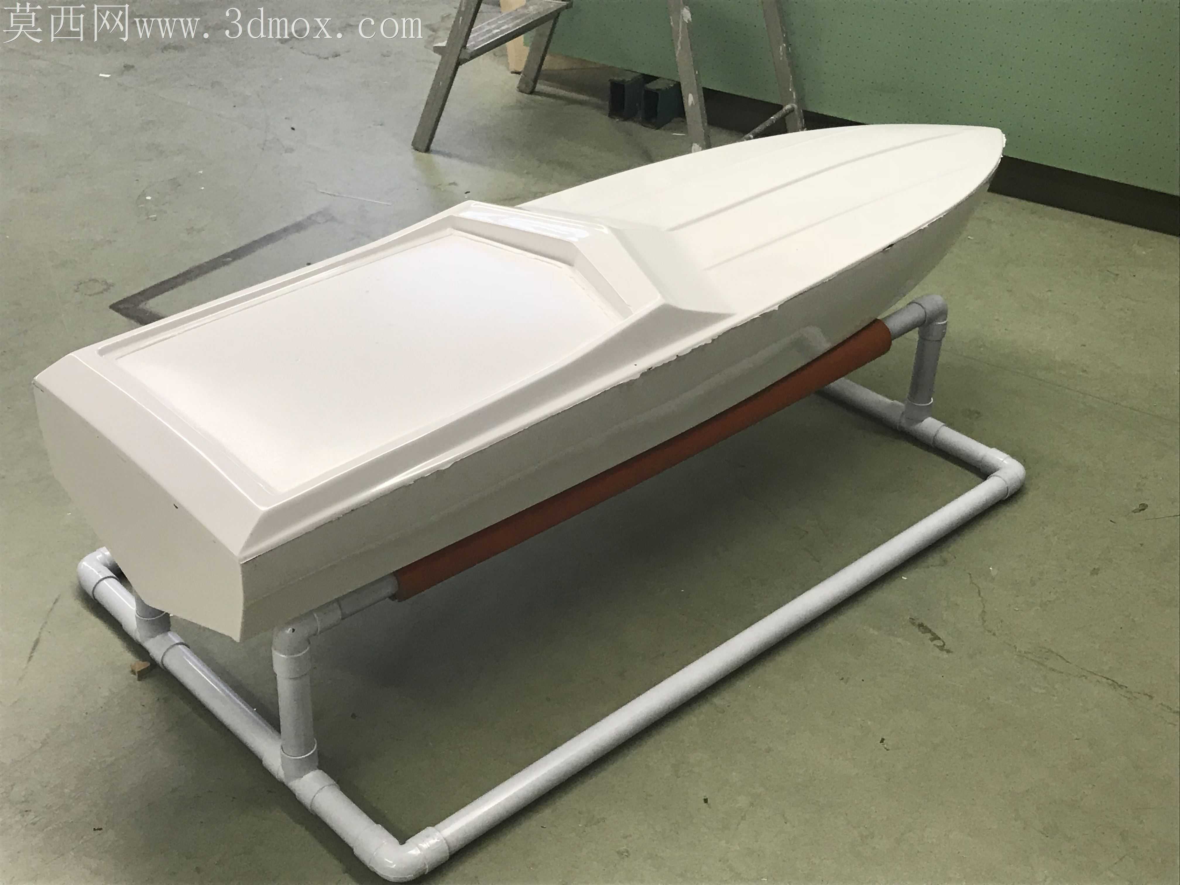 真空注射钢筋混凝土船