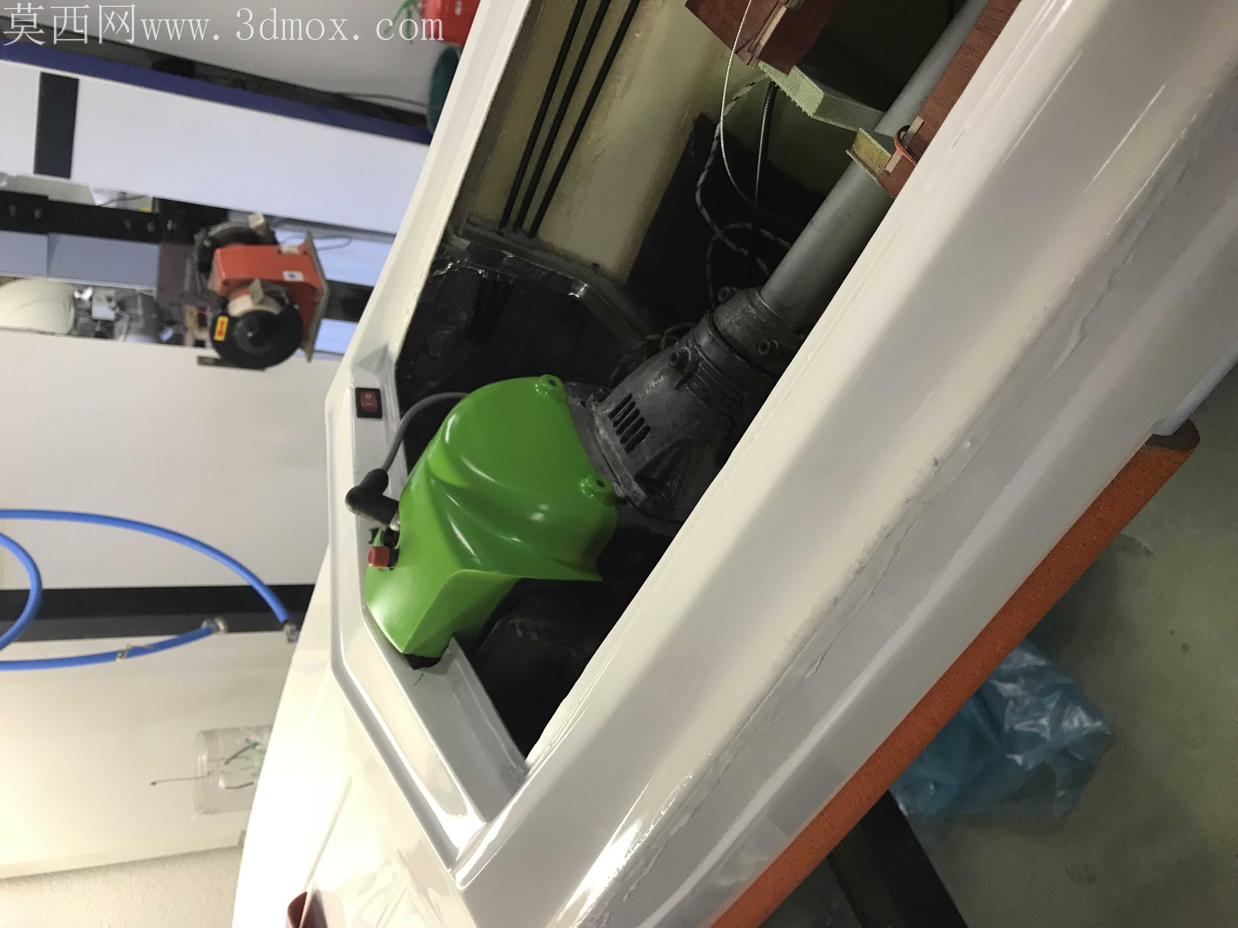 真空注射钢筋混凝土船