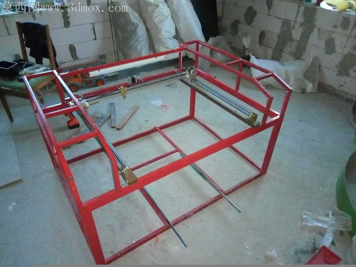 40瓦二氧化碳激光器(sise工作750*750mm)
