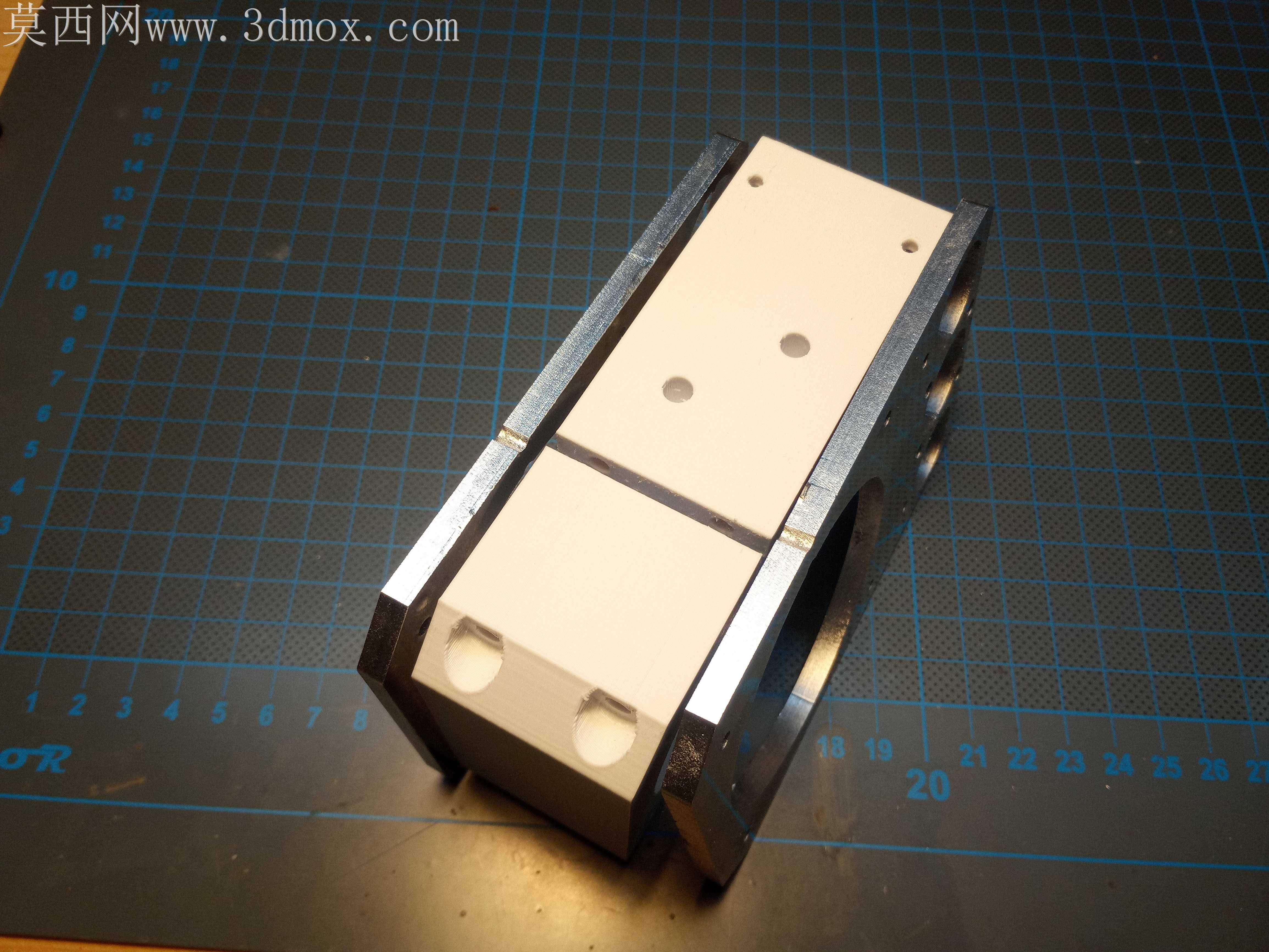 CNC 3040Z-DQ的Z轴升级适用于65mm Spindel电机