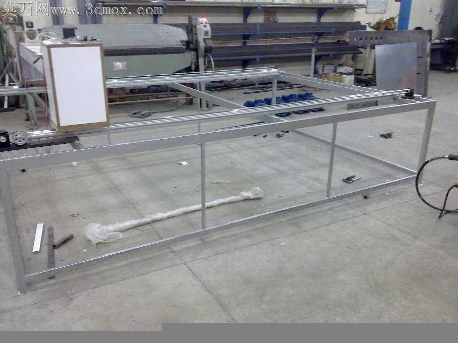 180瓦数控激光器