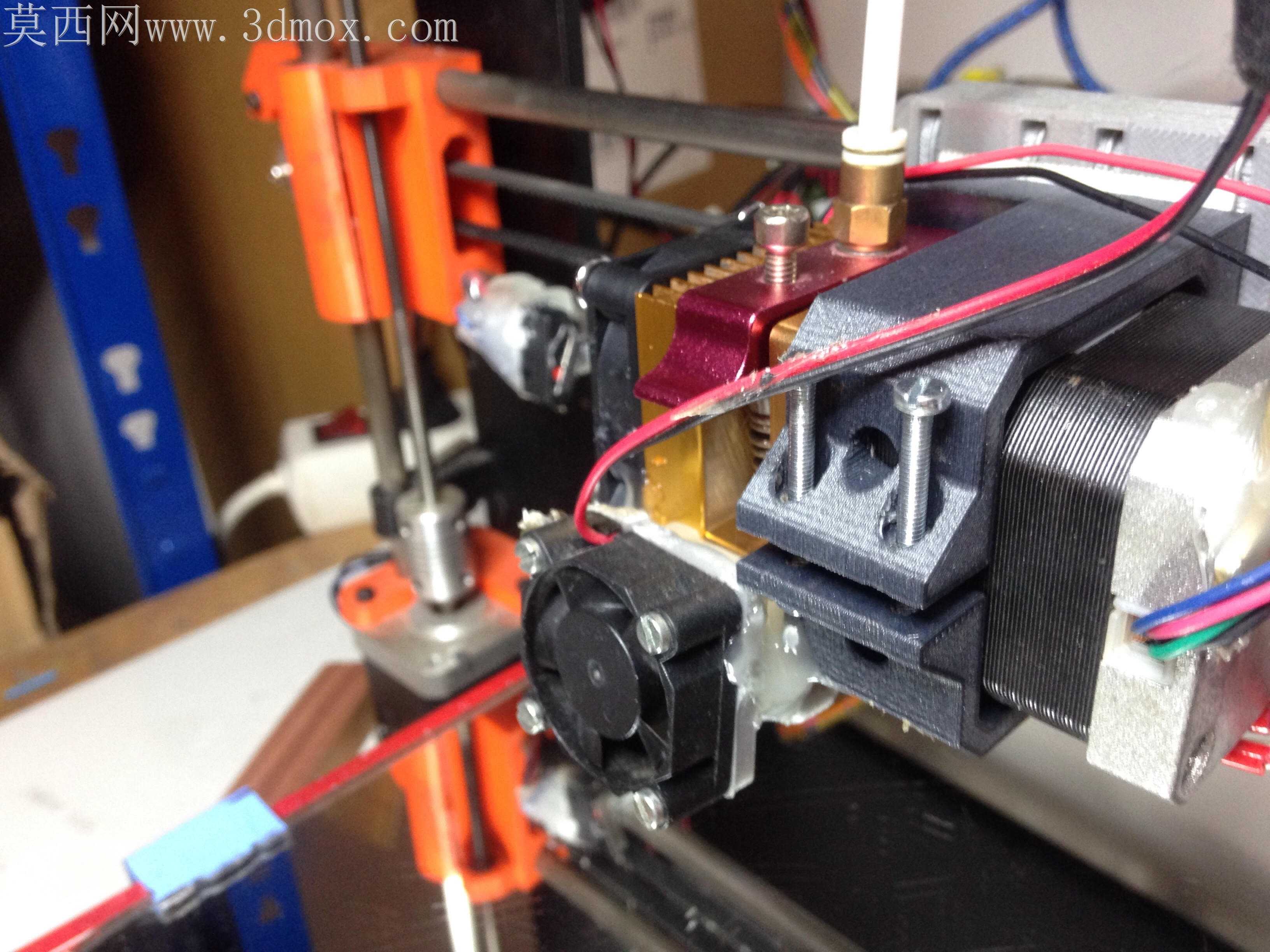 Prusa i3-MK8挤压机-支架