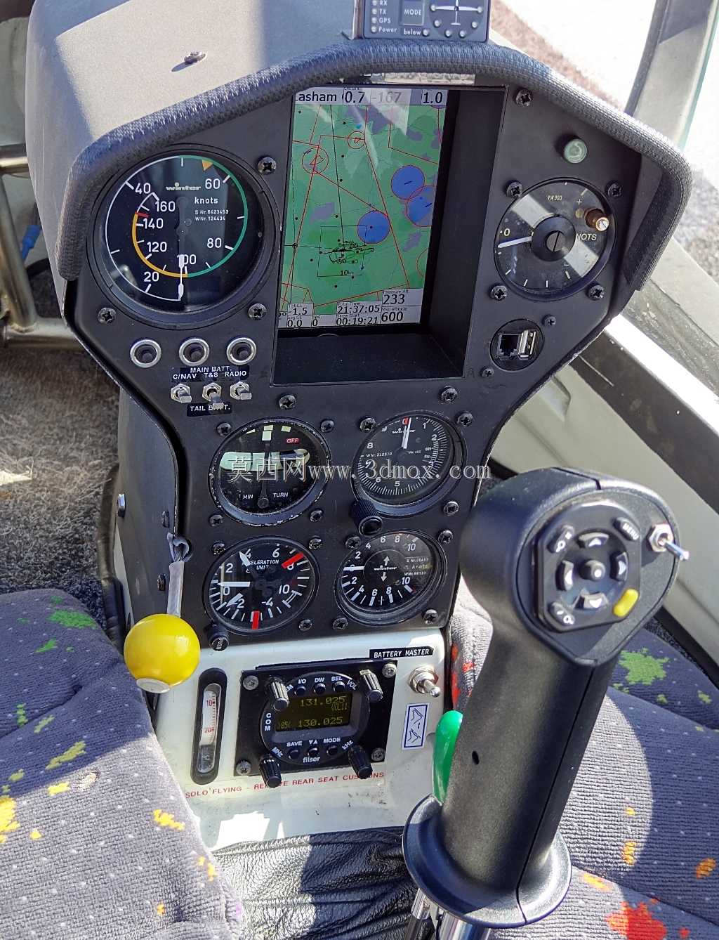 900�ɻ�