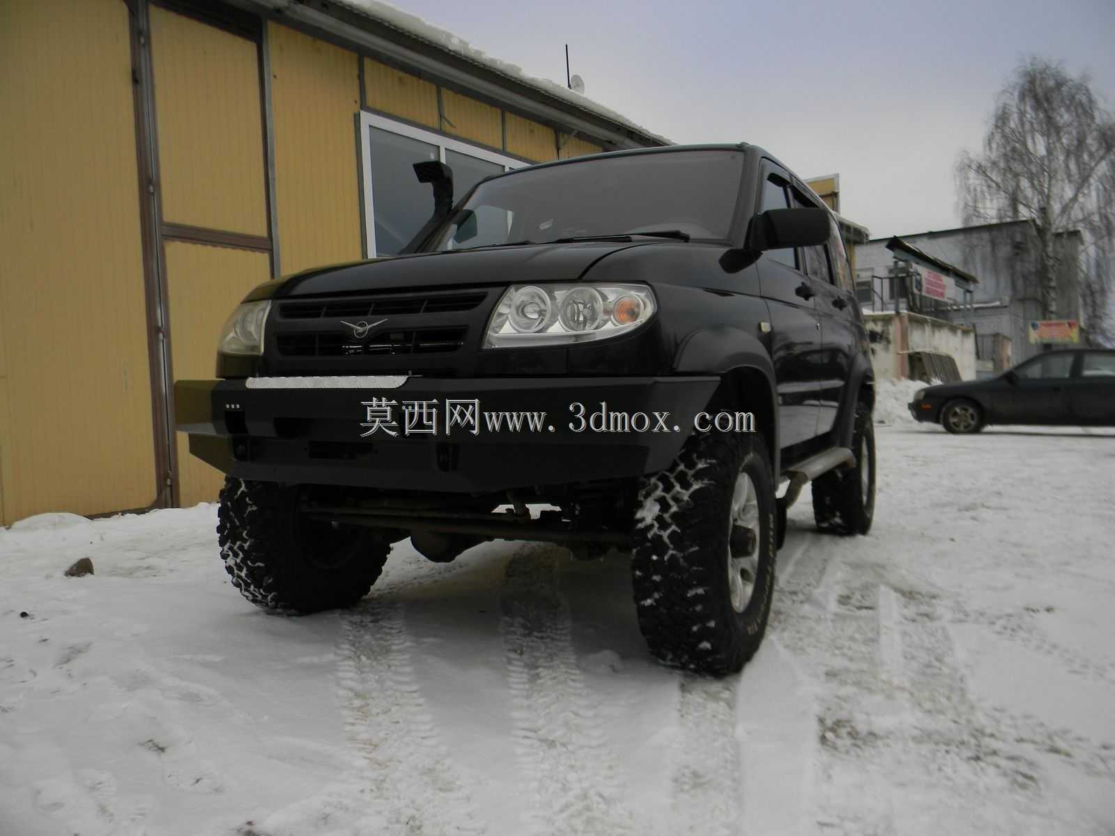 UAZ������ǰ���ոܴ��ʳ�