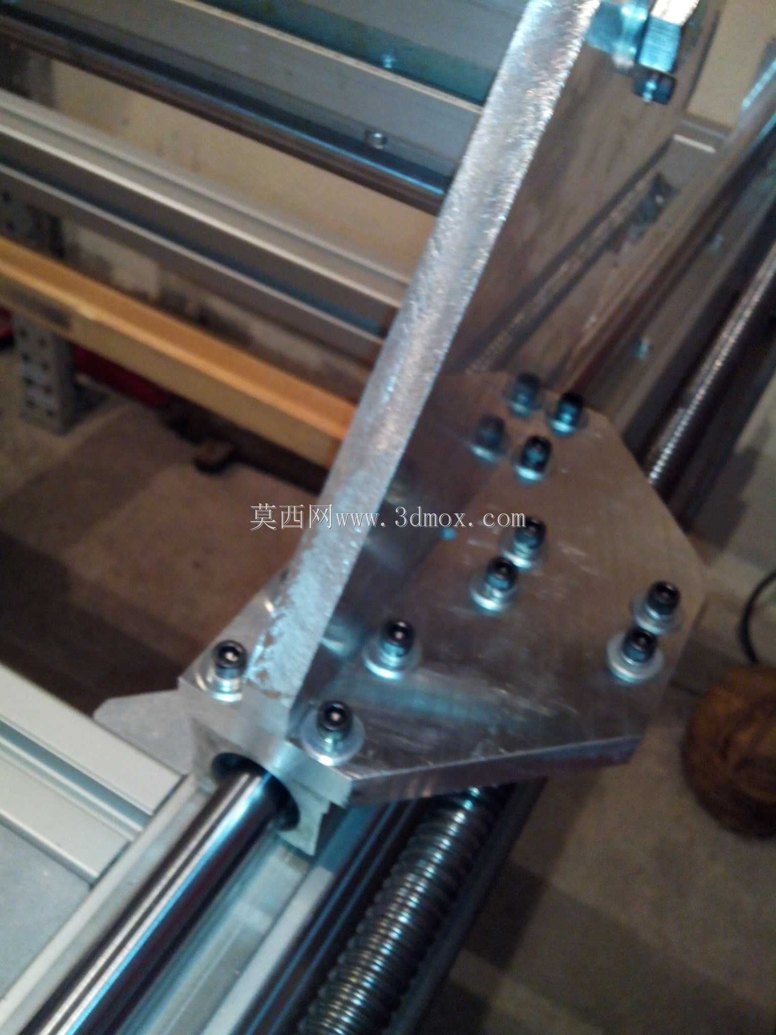 Maxi CNC 1500x1000易于构建
