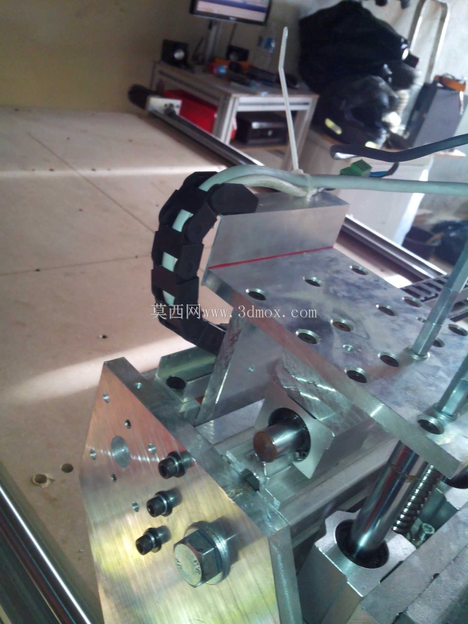 Maxi CNC 1500x1000易于构建