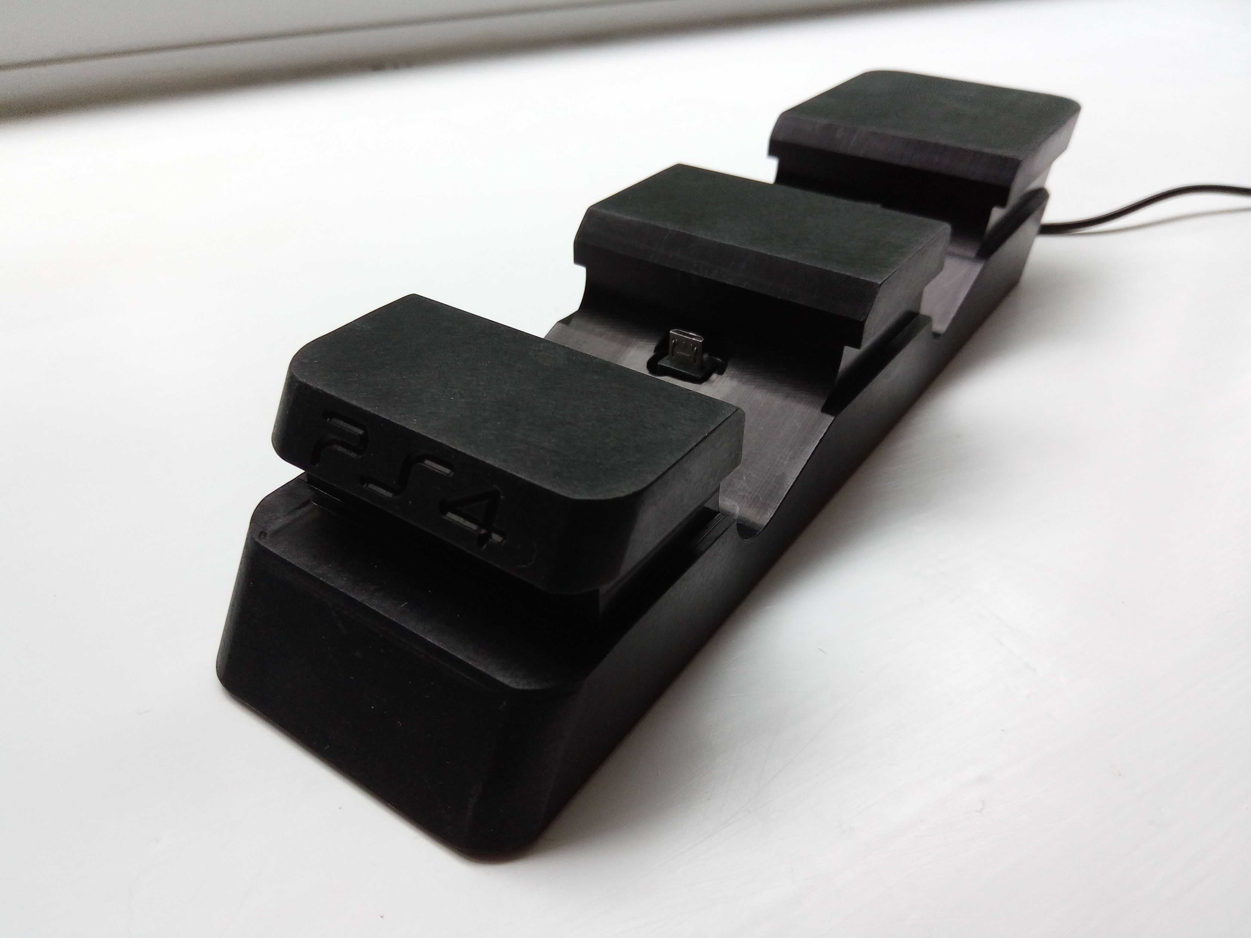 PS4 Padվ��