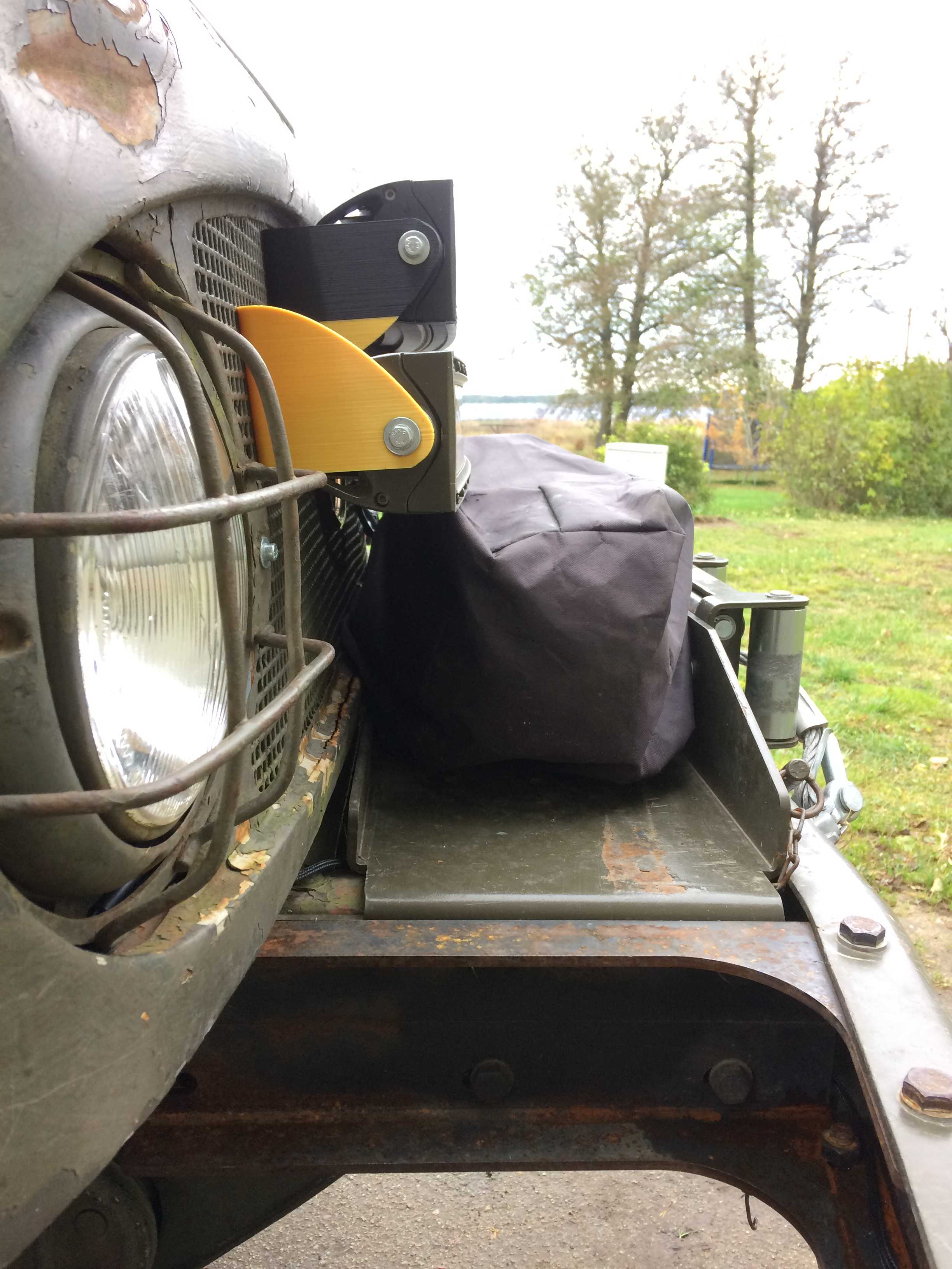 Unimog 404�綯�ʳ��ܳ�2,��LEDָʾ��