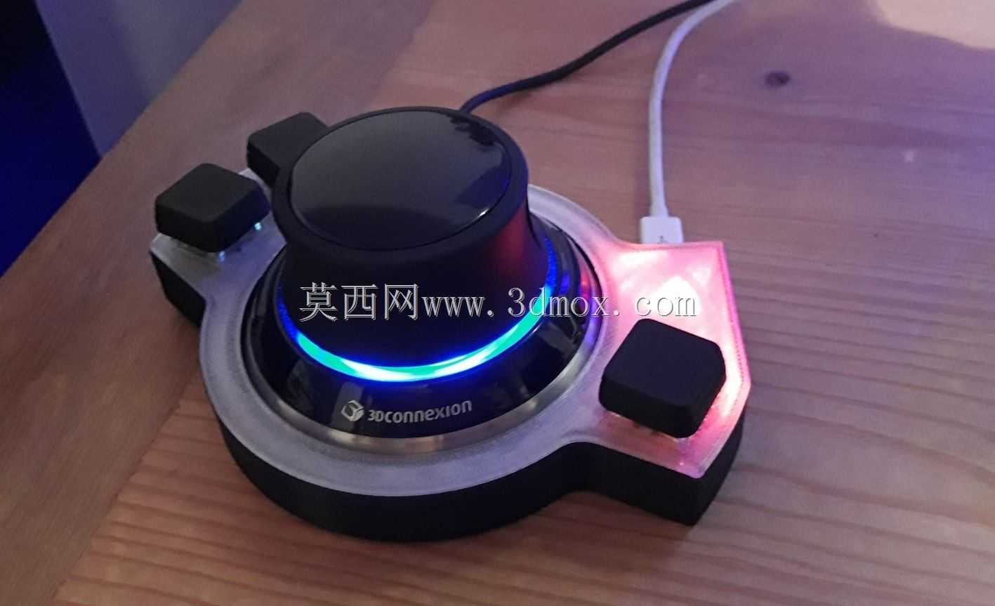 �ռ��������