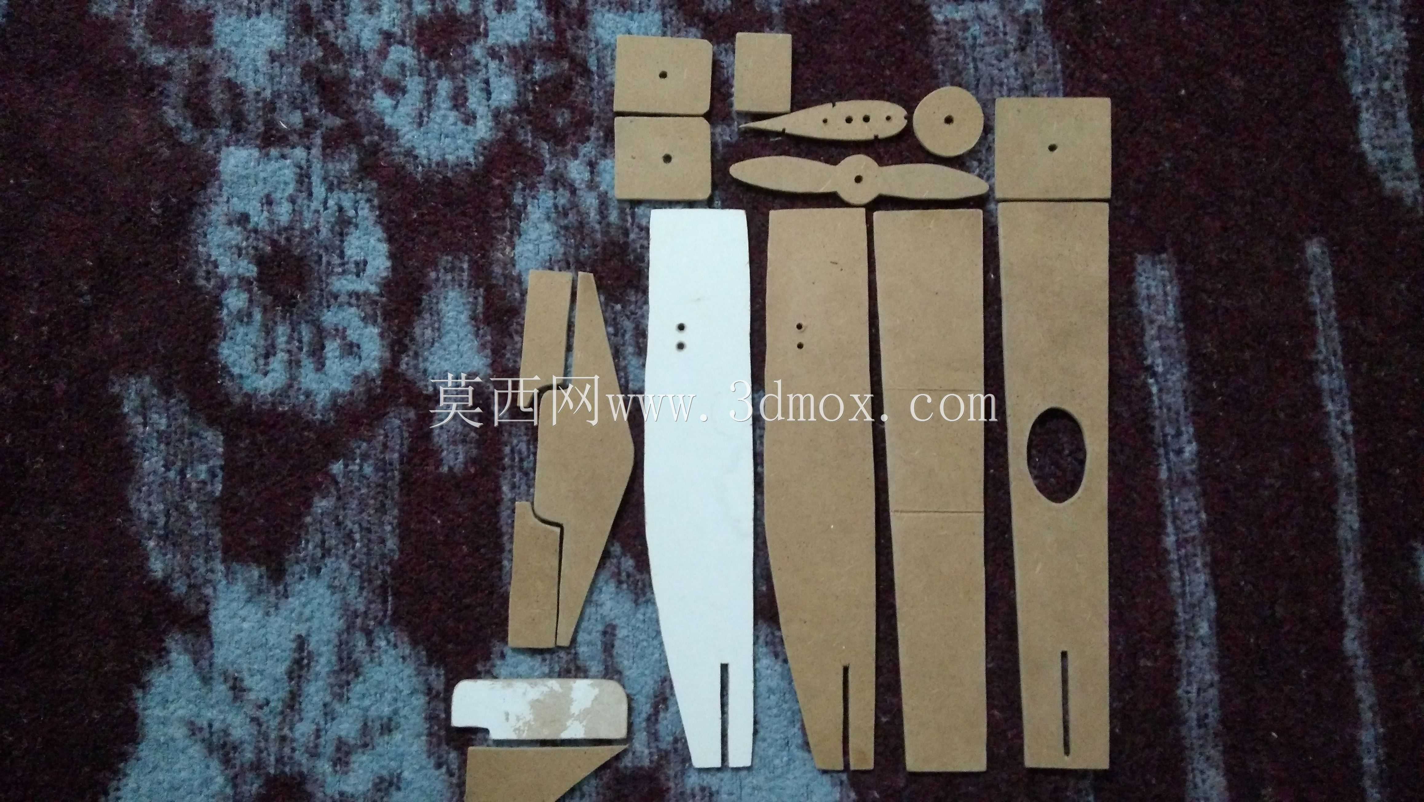Maket u?ak��˾
