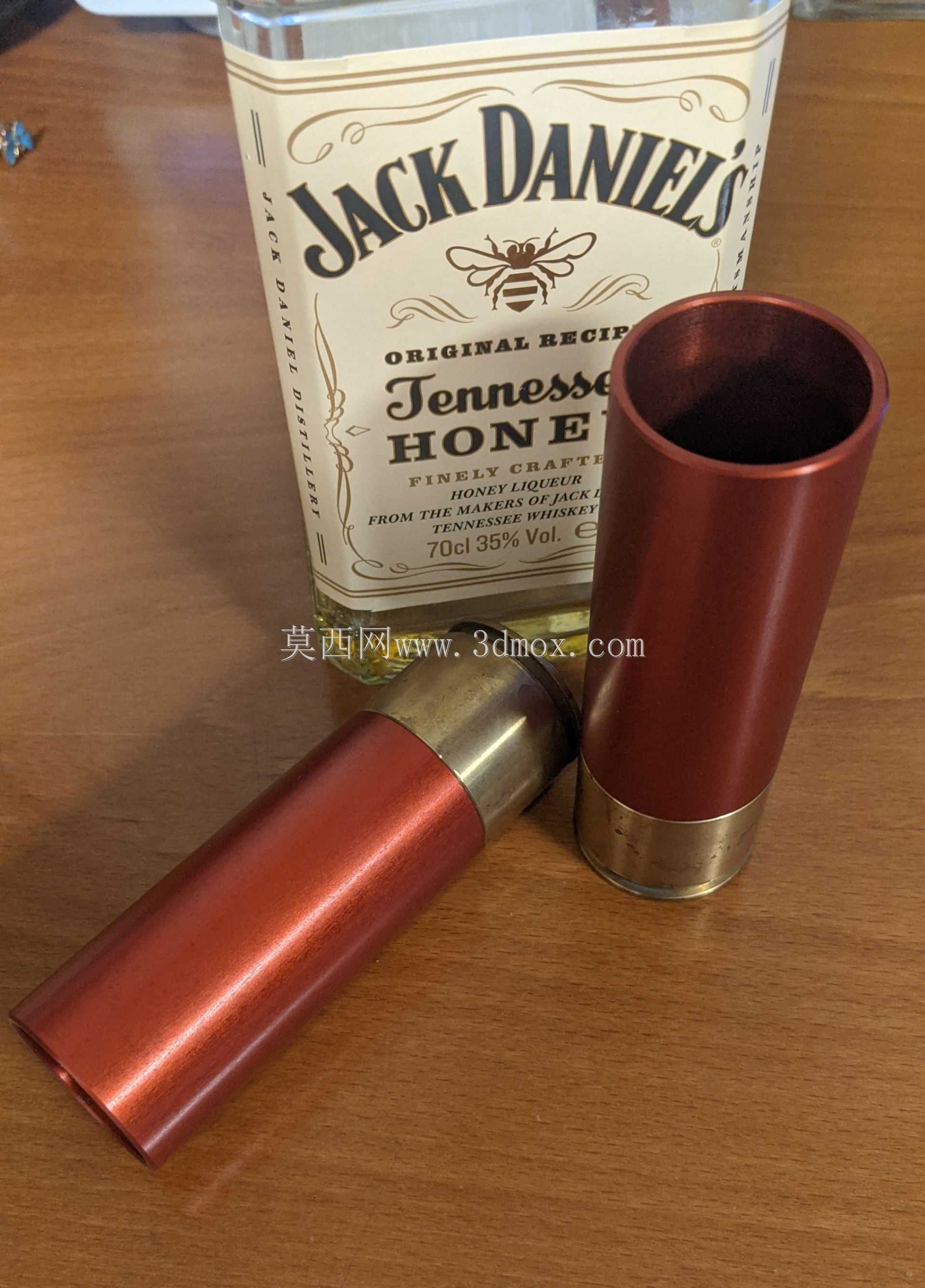 霰弹枪子弹玻璃。