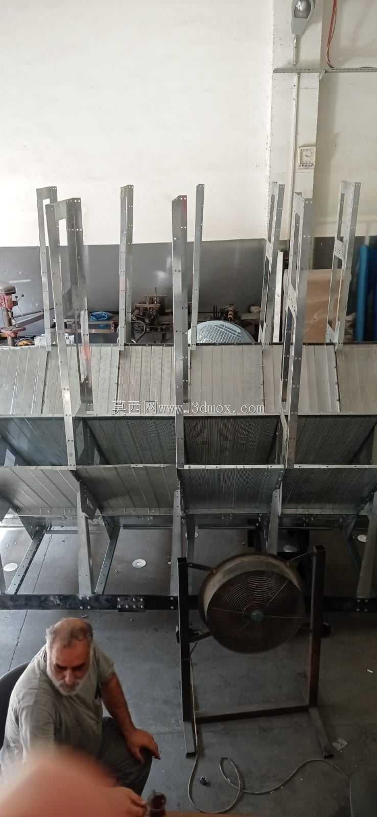 你能修理坏了的真空带吗?吸尘器只有一项工作,而且大多数都做得很好。但是一根断裂的滚轴皮带会立刻破坏你的真空度