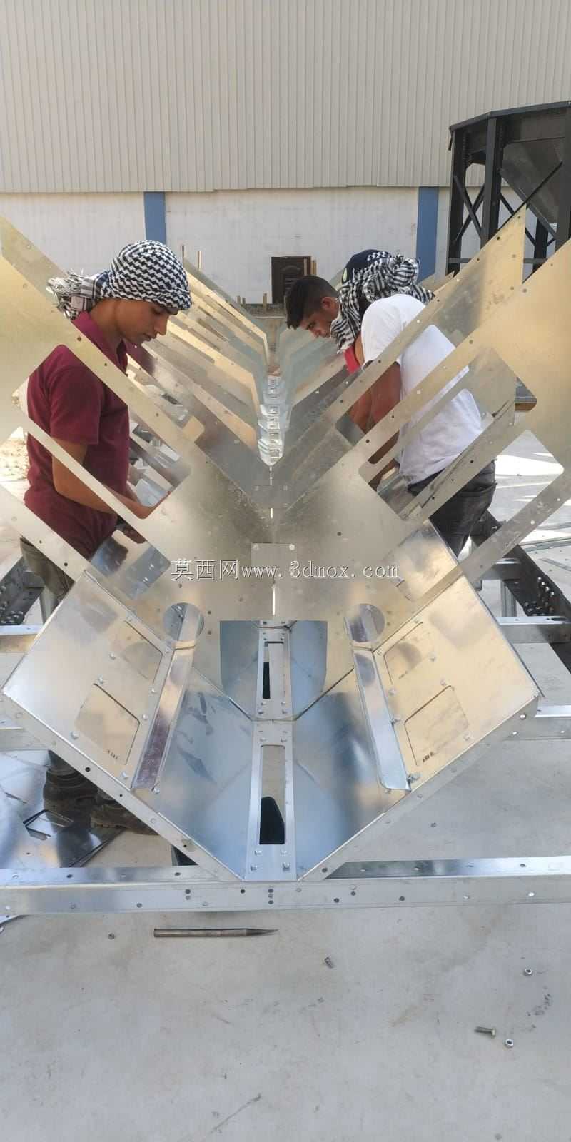 哪种卸料方式只为低速平带式输送机提供中间卸料?