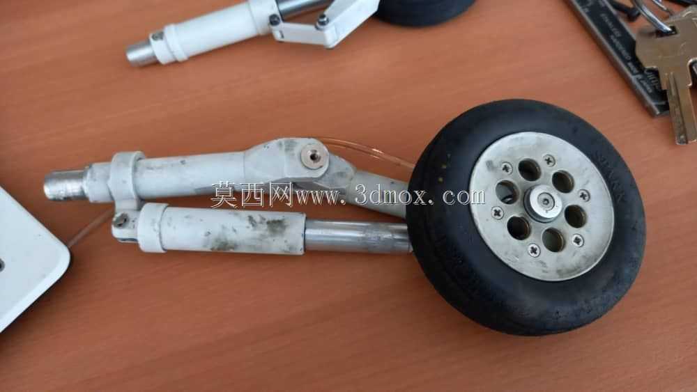 F/A18主起落架