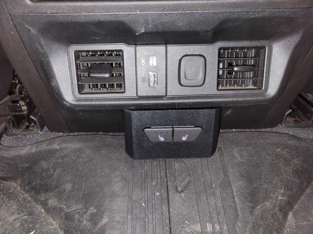 GMCѩ����Silverado����̨��������ť