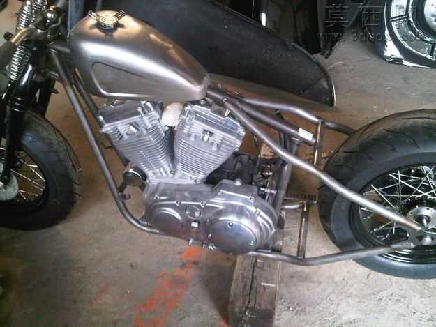 KUSTOF�ĳ������SPORTSTER����
