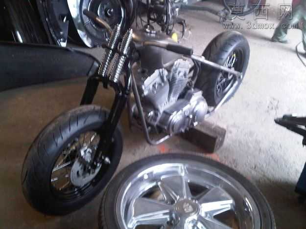 KUSTOF�ĳ������SPORTSTER����
