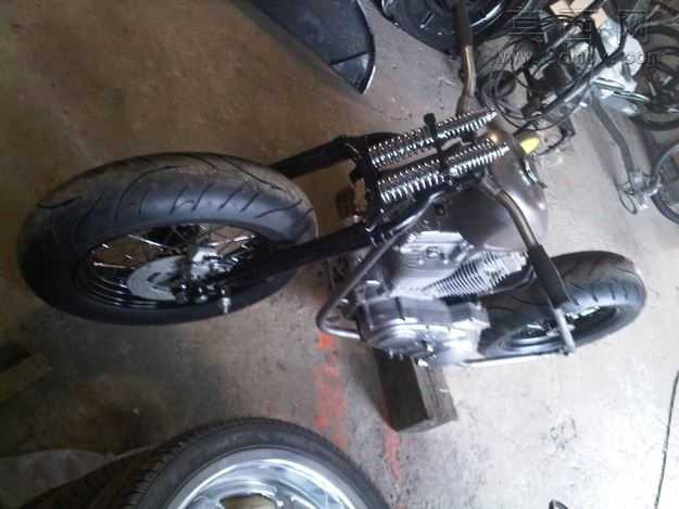 KUSTOF�ĳ������SPORTSTER����

