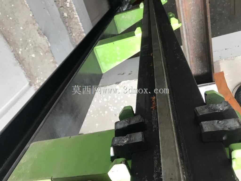 液压电梯