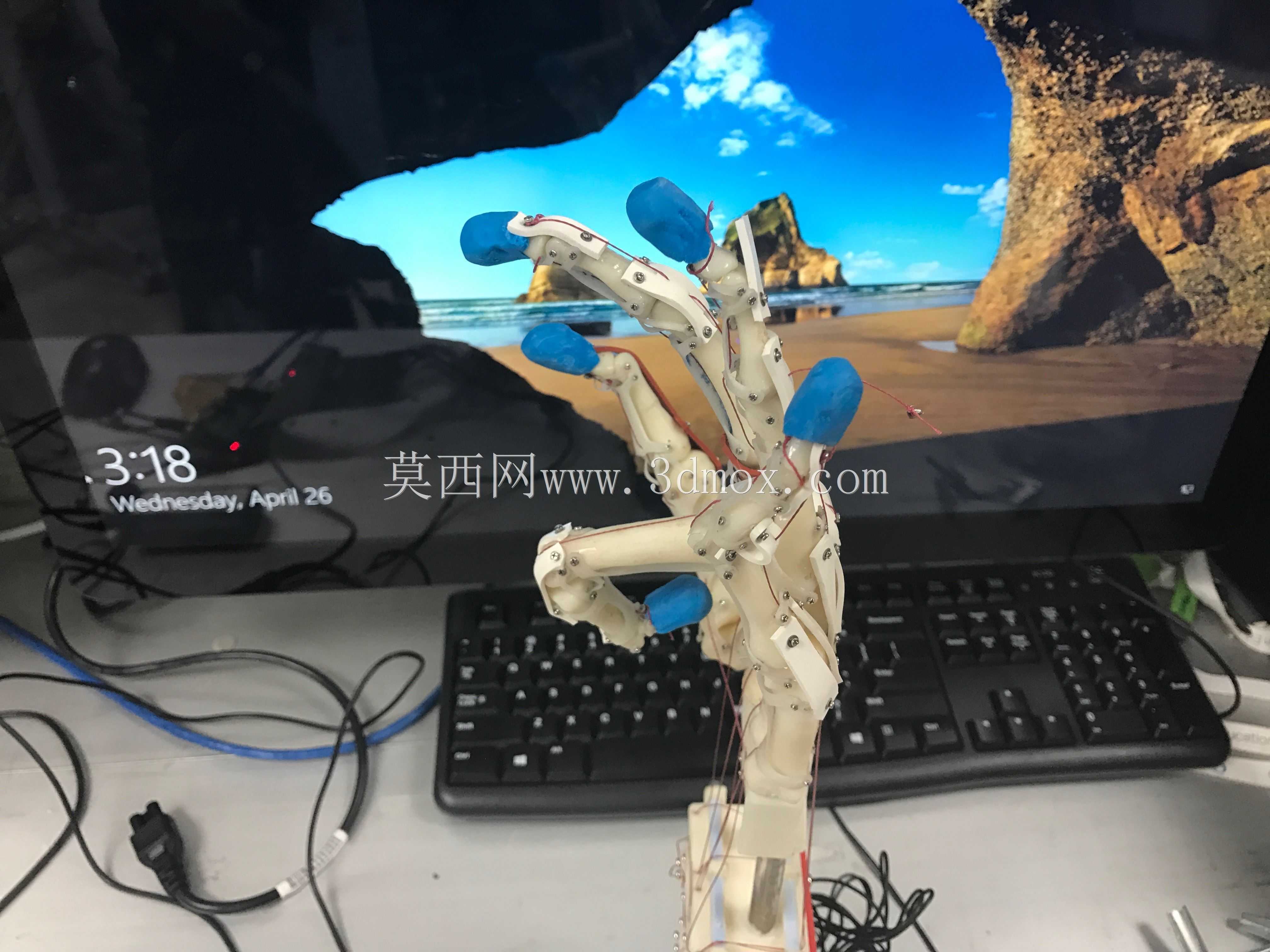 仿生机器人假手