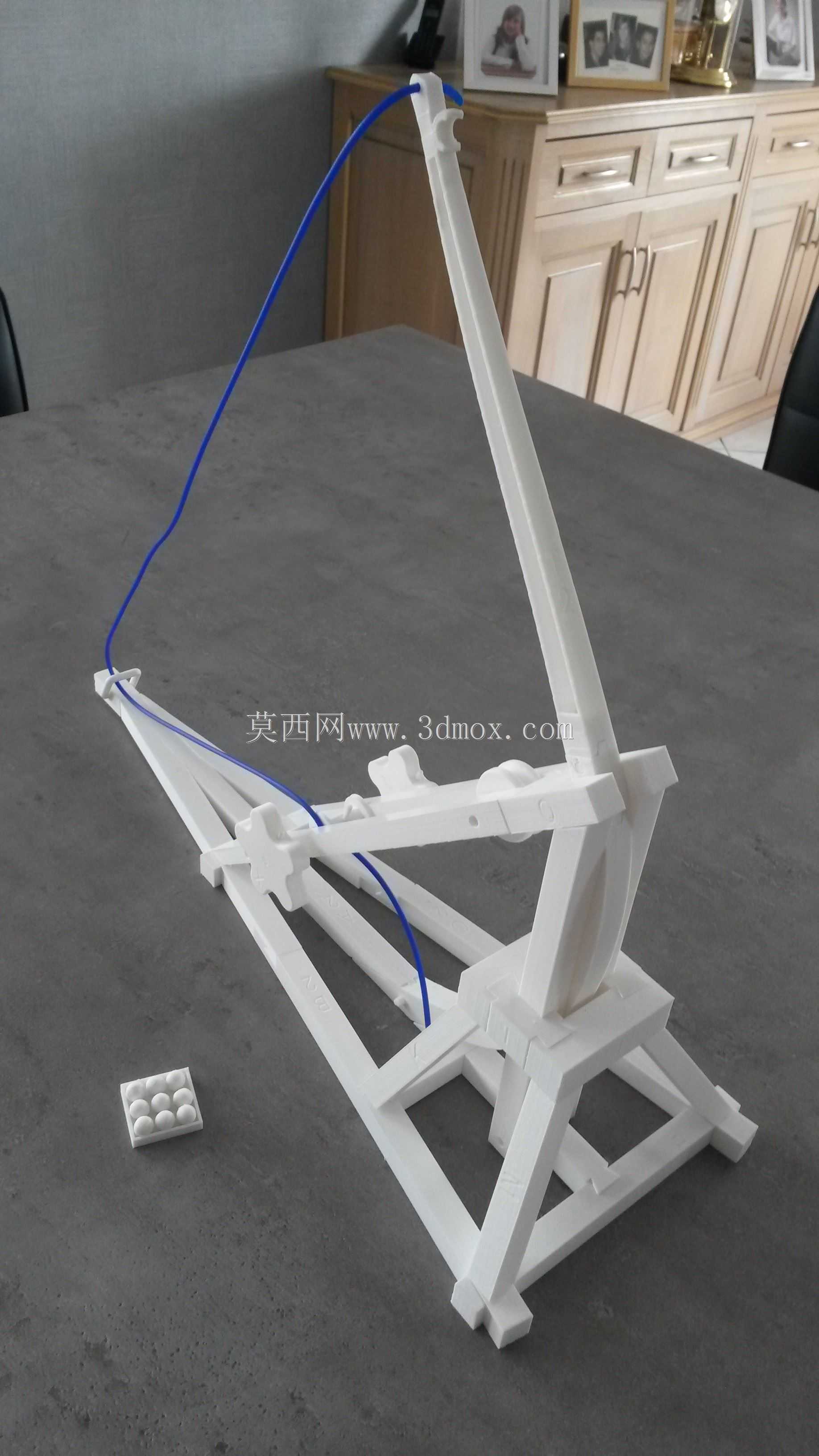 达芬奇弹射器