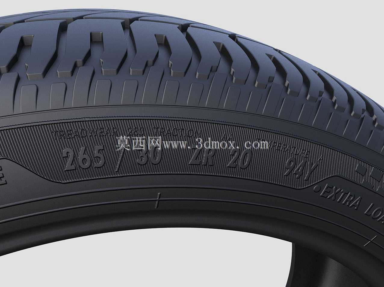 全新的欧陆轮胎。