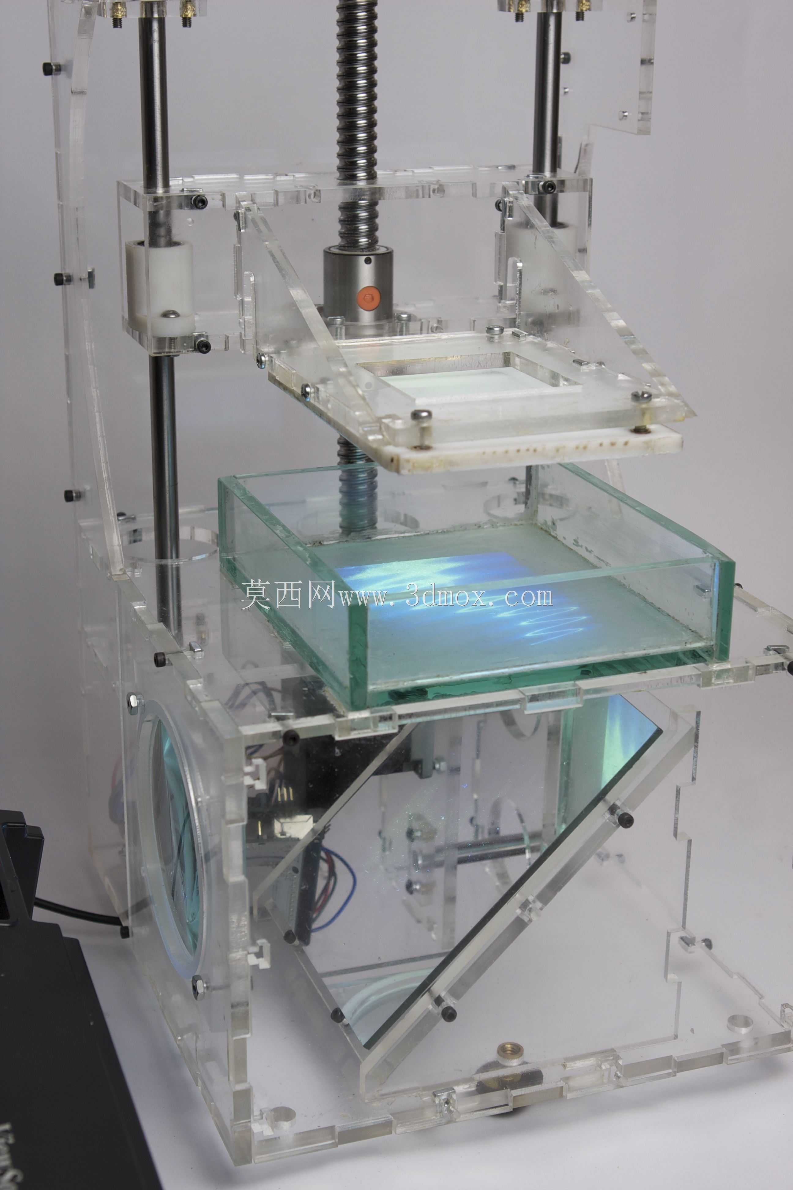 BeamMaker SLA 3D打印机,开源