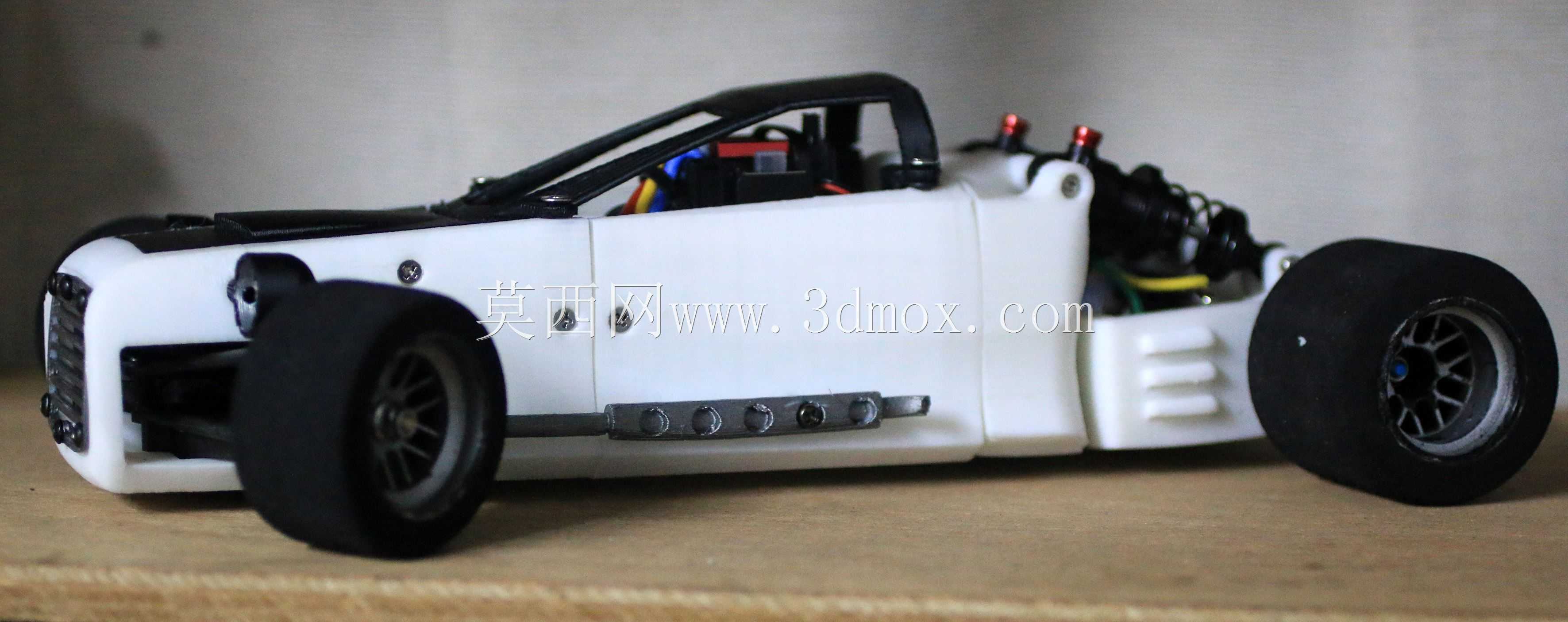 �﹬F103SD