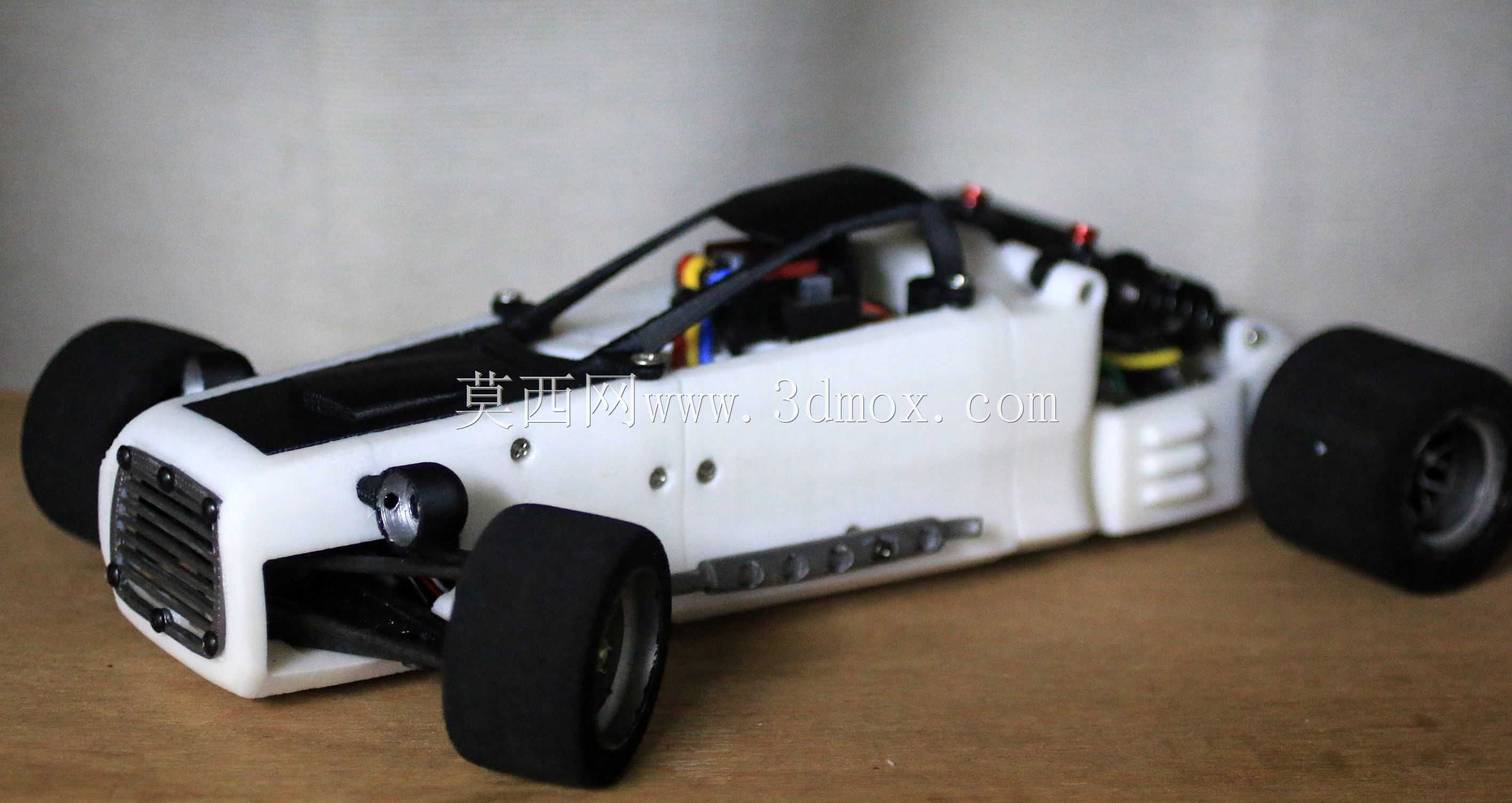 �﹬F103SD