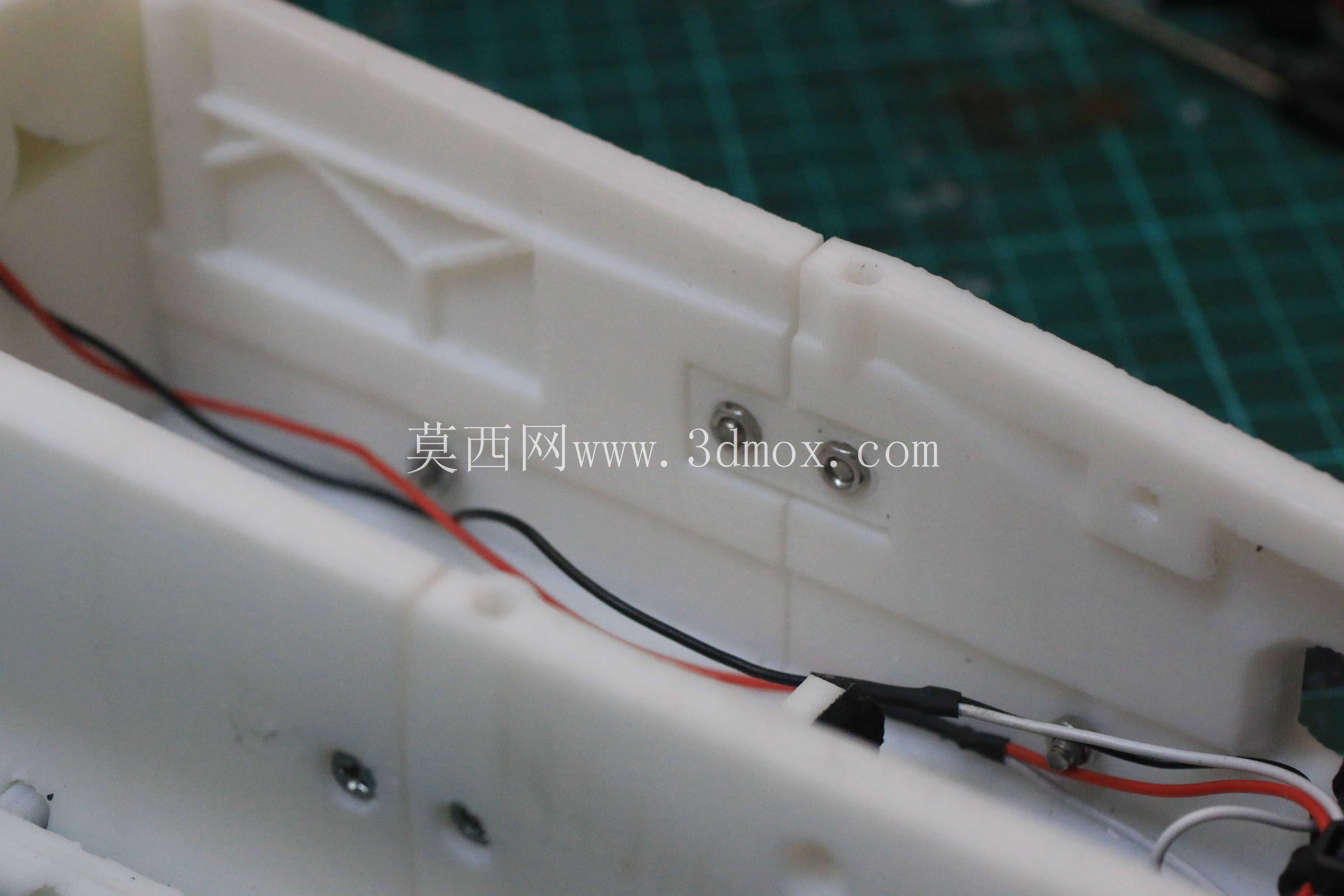 �﹬F103SD