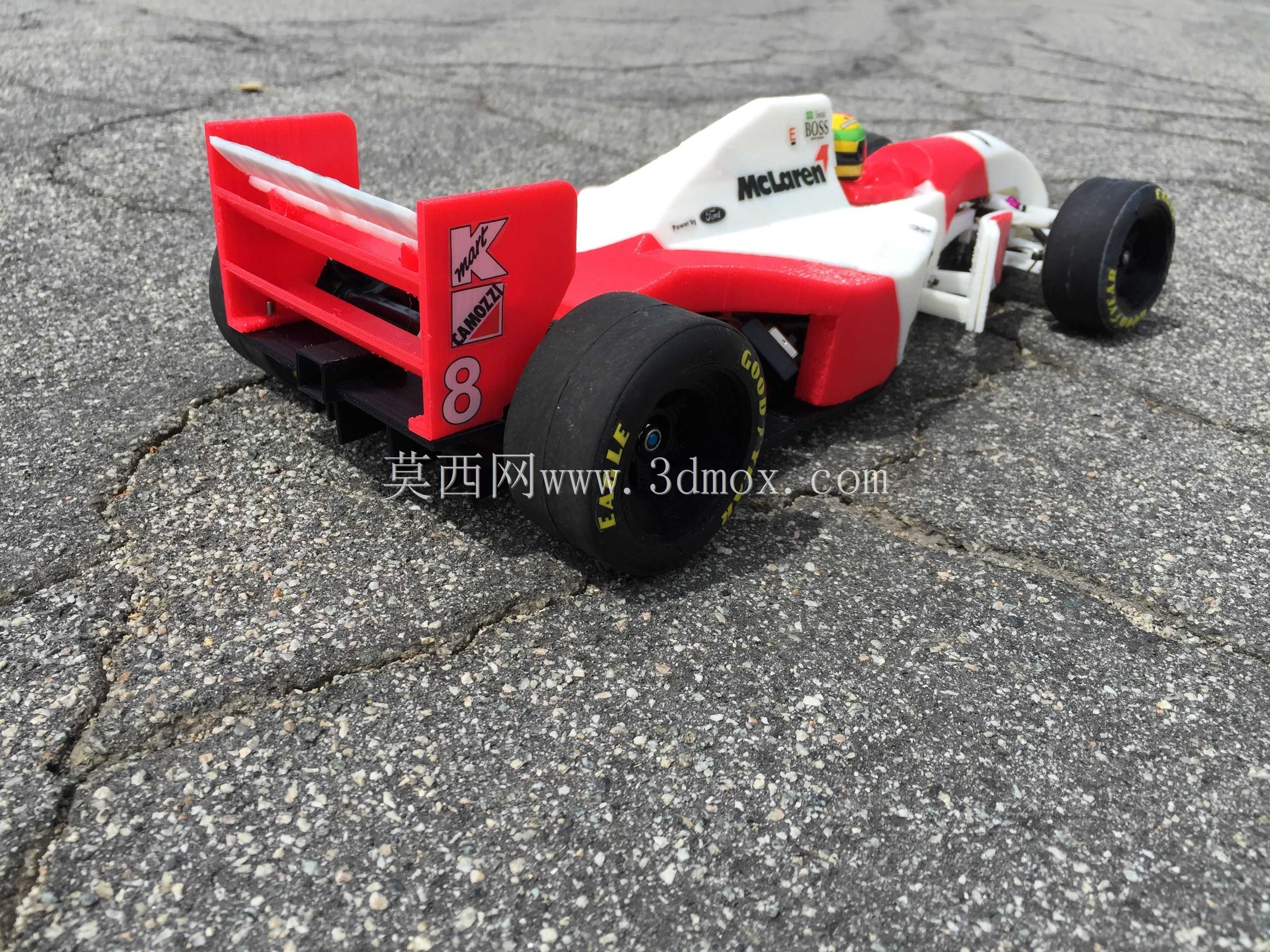 RS-01塞纳的1993年迈凯轮MP4/8一级方程式赛车