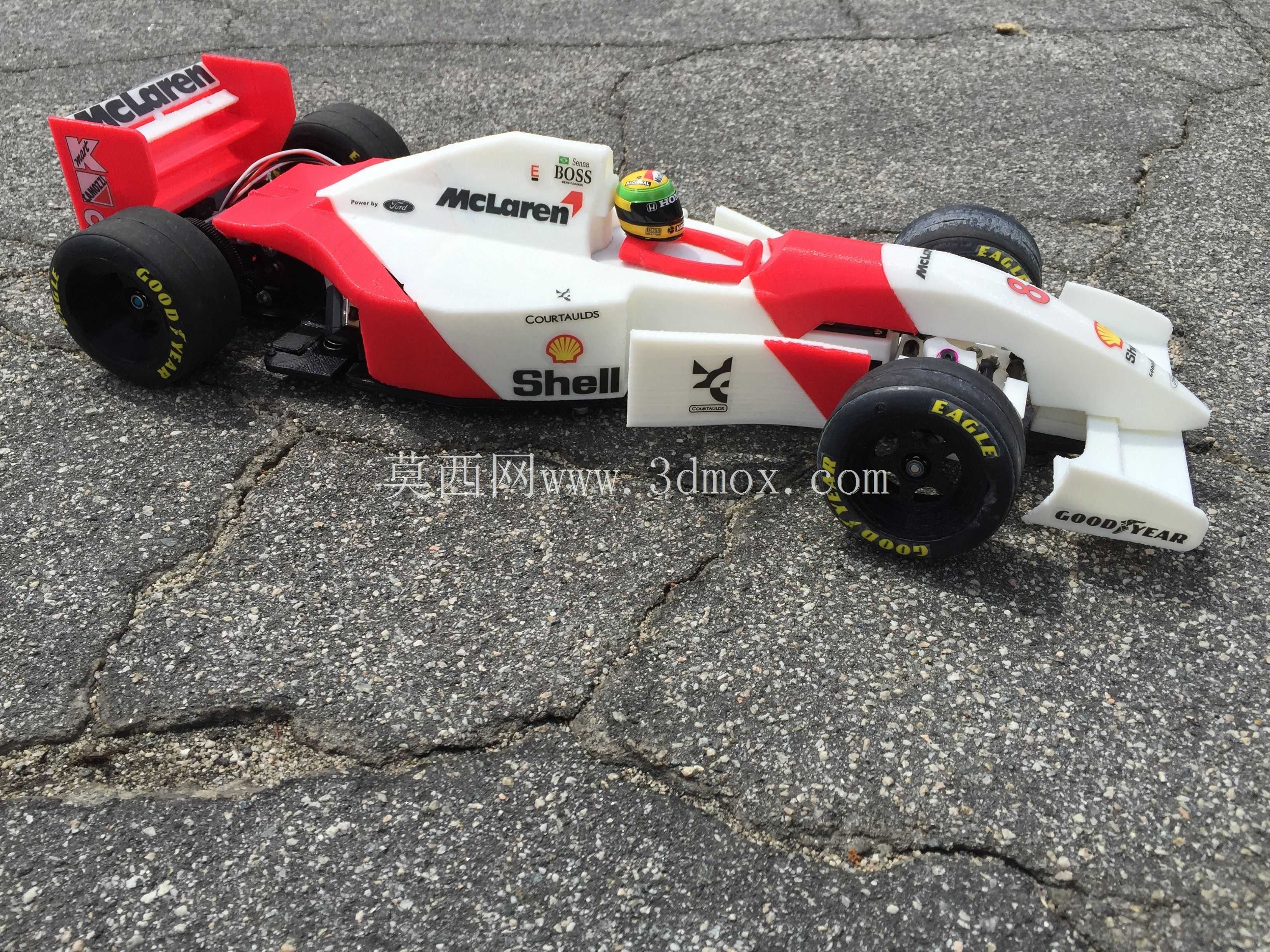 RS-01塞纳的1993年迈凯轮MP4/8一级方程式赛车