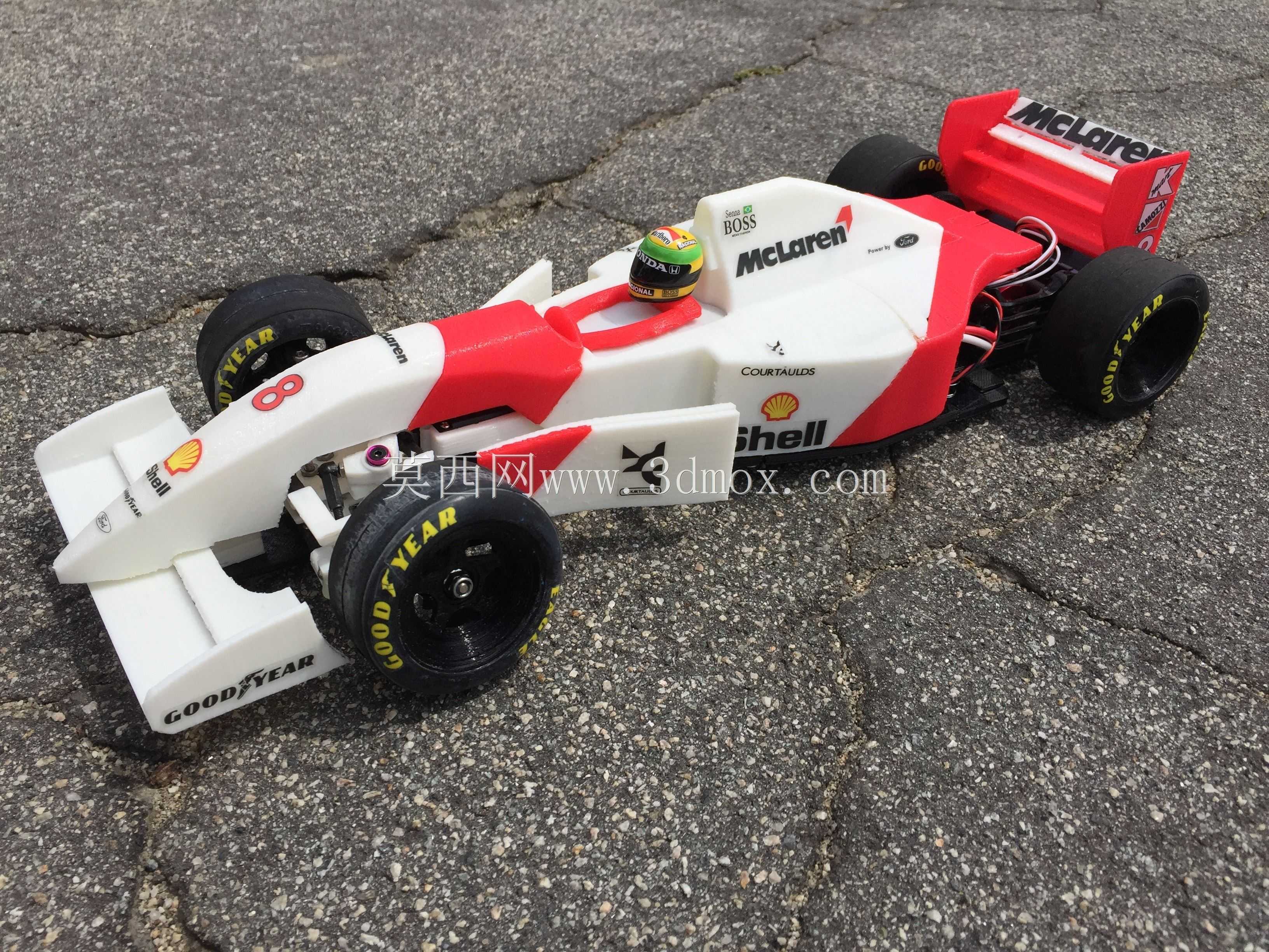 RS-01塞纳的1993年迈凯轮MP4/8一级方程式赛车
