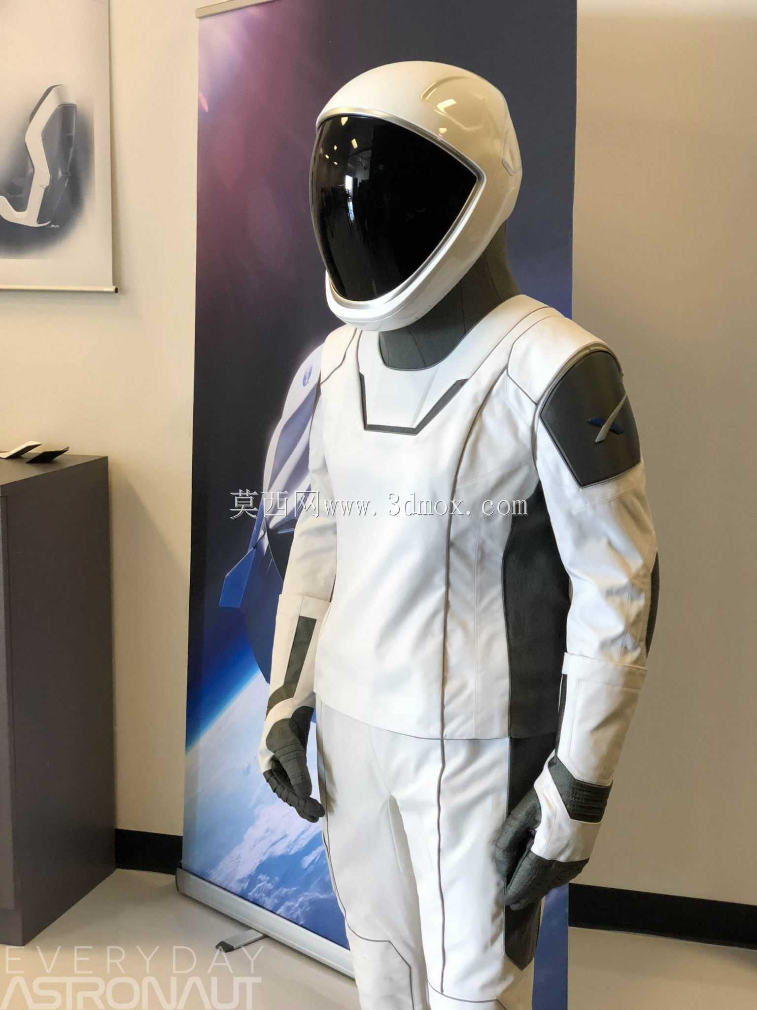 SpaceX�Ա